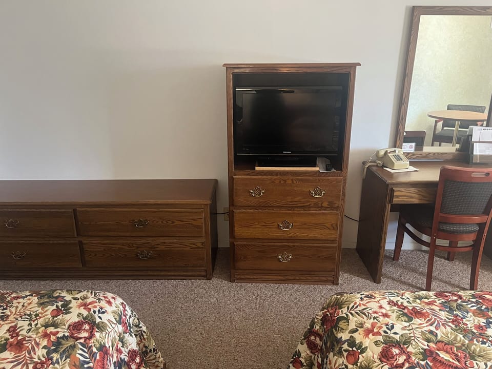 Deluxe Double Room | Desk, laptop workspace, free WiFi