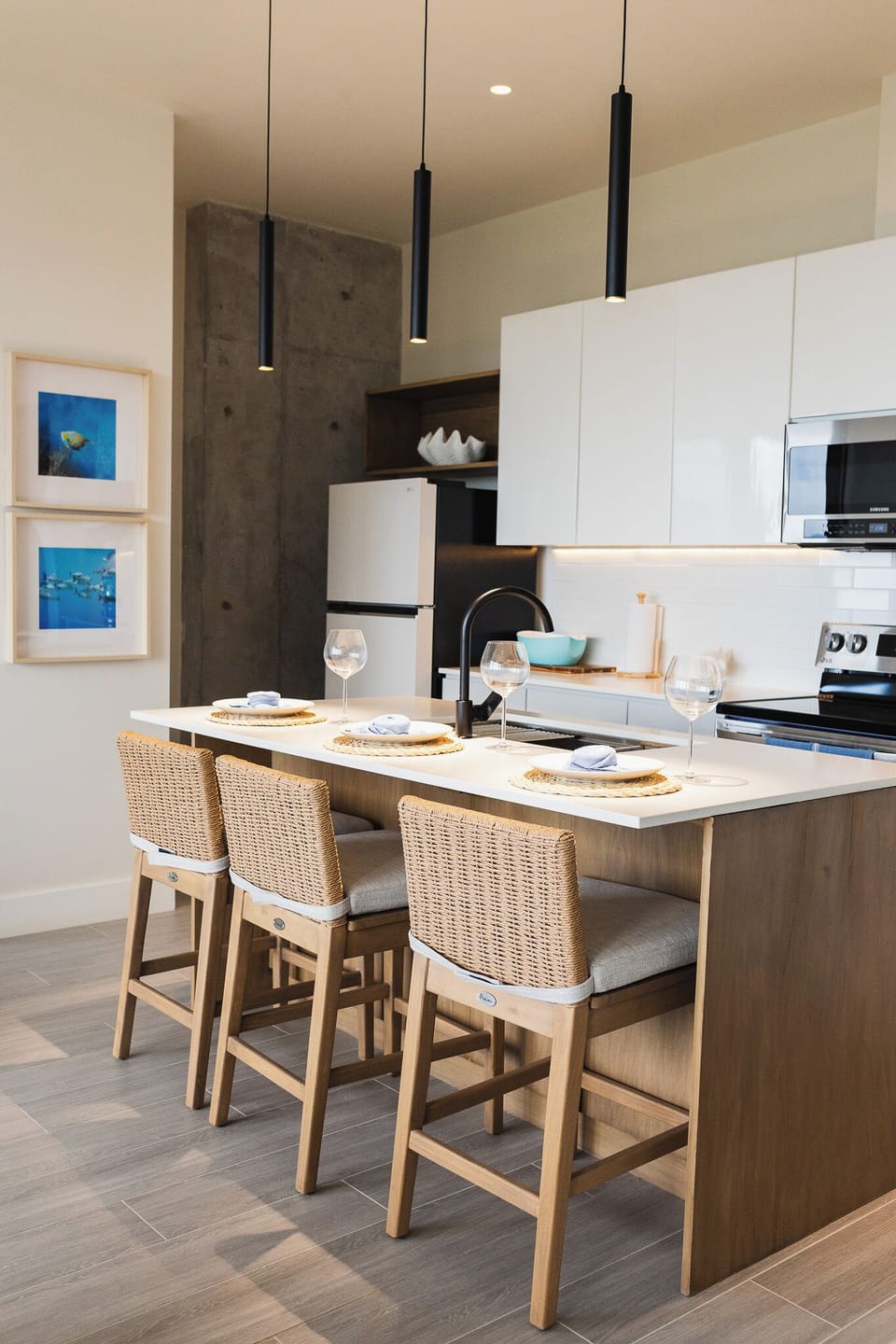 Luxury Apartment, Balcony, Ocean View | Private kitchen | Coffee/tea maker, oven, stovetop, cookware/dishes/utensils