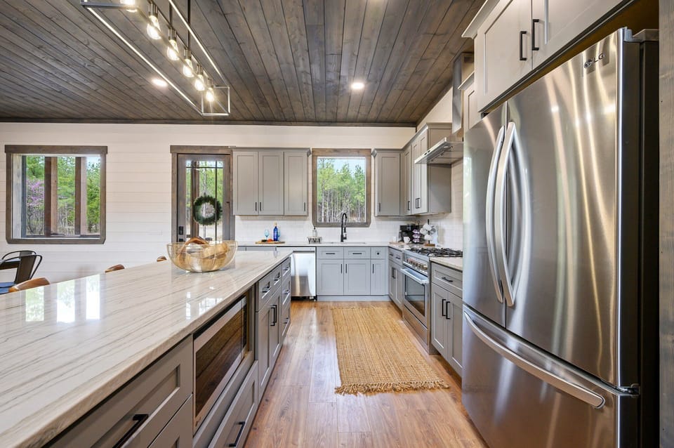 Fully stocked kitchen for preparing meals