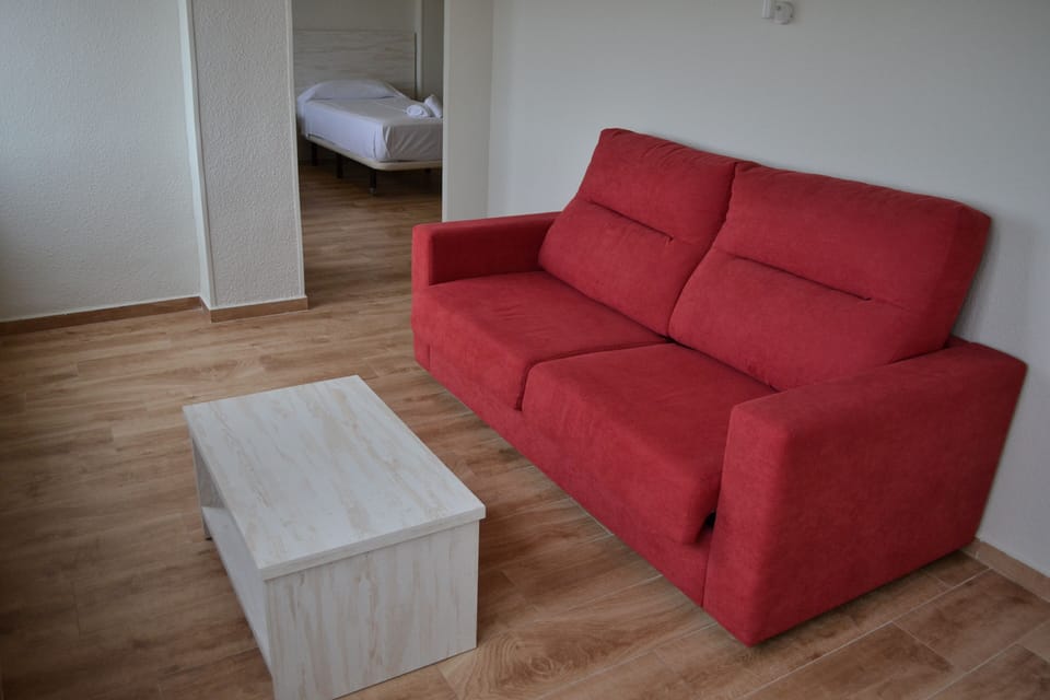 Comfort Quadruple Room, 1 Bedroom, Partial Ocean View | Free WiFi, bed sheets