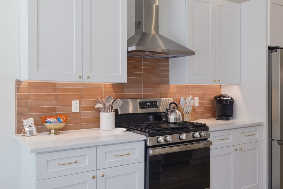 Prepare your favorite meals in the spacious, fully equipped kitchen.
