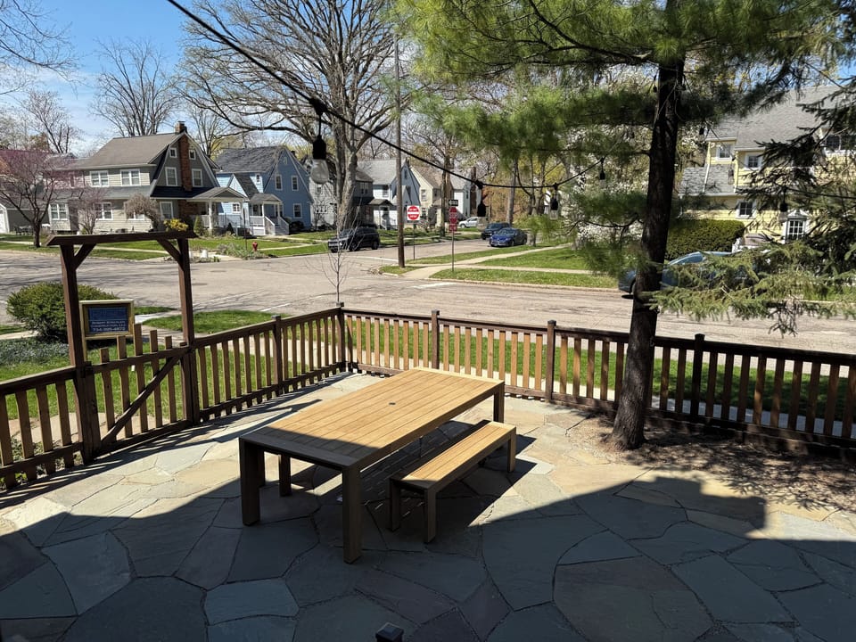Outdoor dining