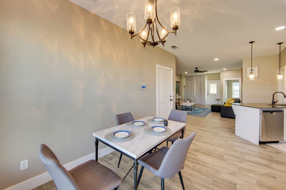 Dining Room | Dishware & Flatware