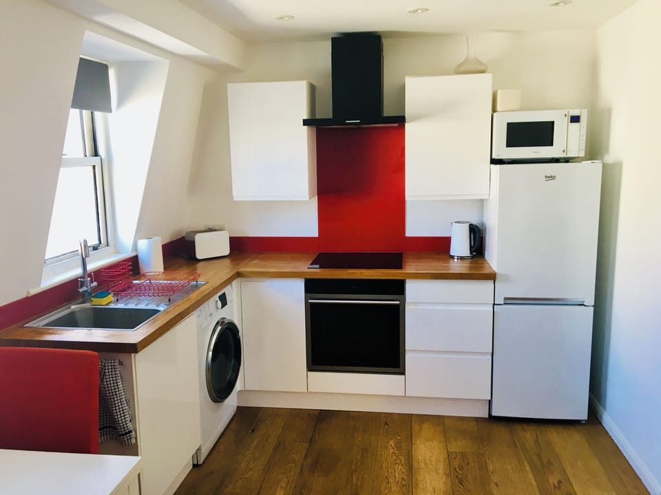 Apartment, 1 Bedroom, Smoking | Interior