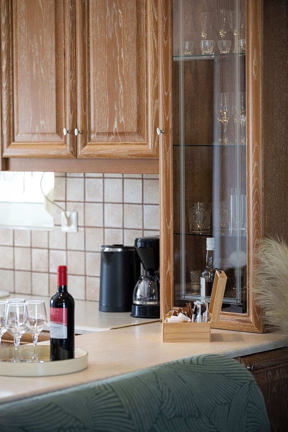 Family Villa, Mountain View | Private kitchen | Electric kettle, toaster