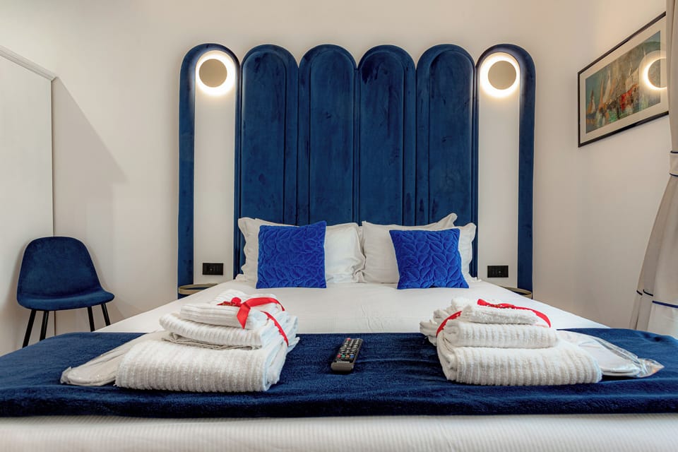 Deluxe Double Room | In-room safe, blackout drapes, soundproofing, iron/ironing board