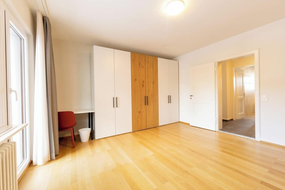 Utility room that provides a surplus or room 