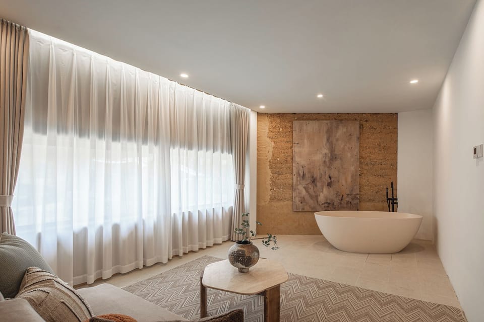 Elite Twin Room, 2 Bathrooms, Resort View | Bathroom | Separate tub and shower, jetted tub, rainfall showerhead, hair dryer