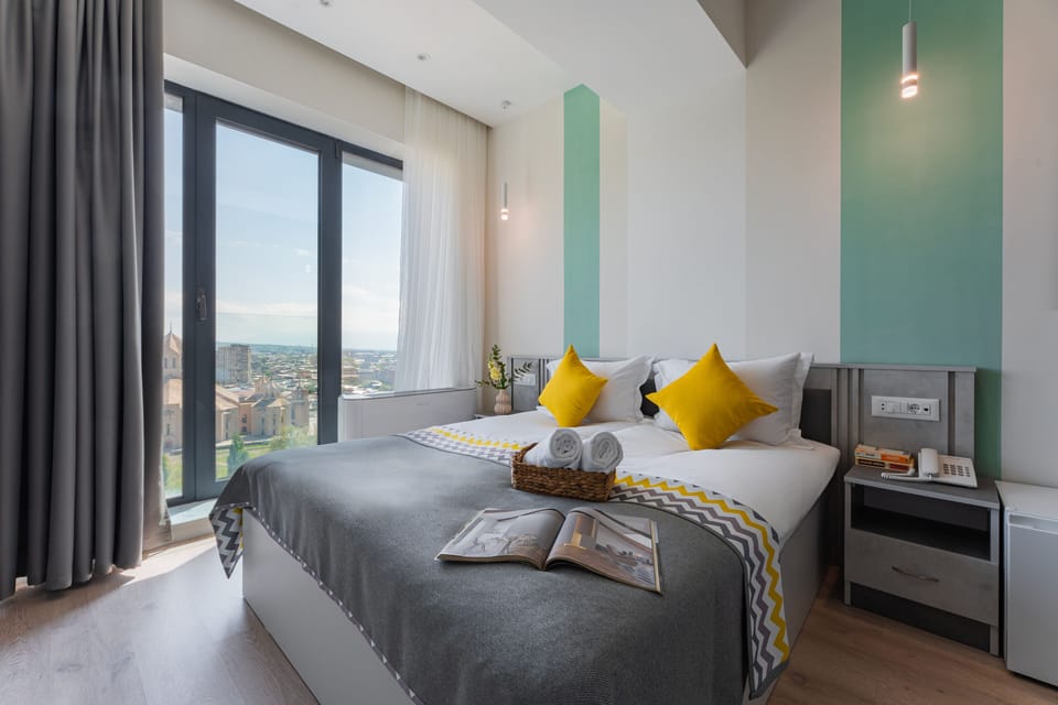 Standard Studio, City View | Egyptian cotton sheets, premium bedding, soundproofing, free WiFi
