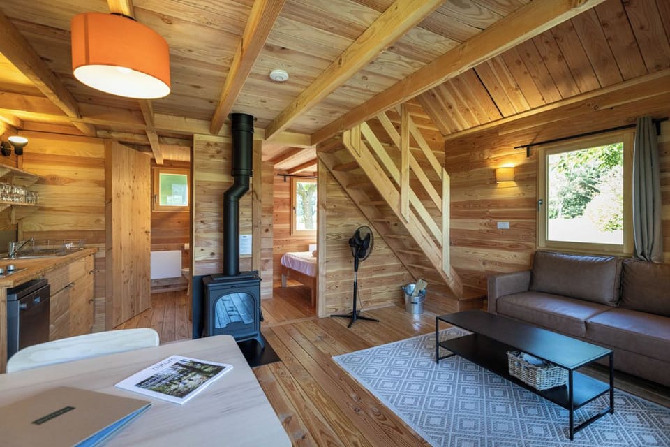 Cabin | Living area