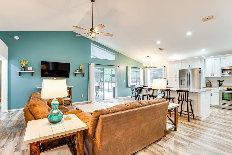 House (3 Bedrooms) | Interior