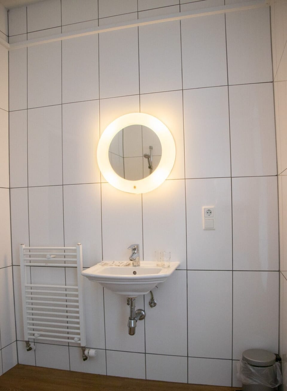 Family Room | Bathroom | Free toiletries, towels