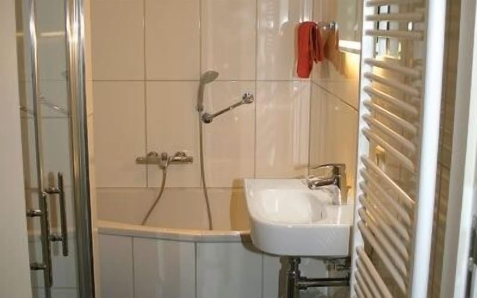 Hotel 2000 Hotel in Limburg (province)