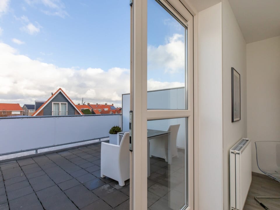 House | Balcony