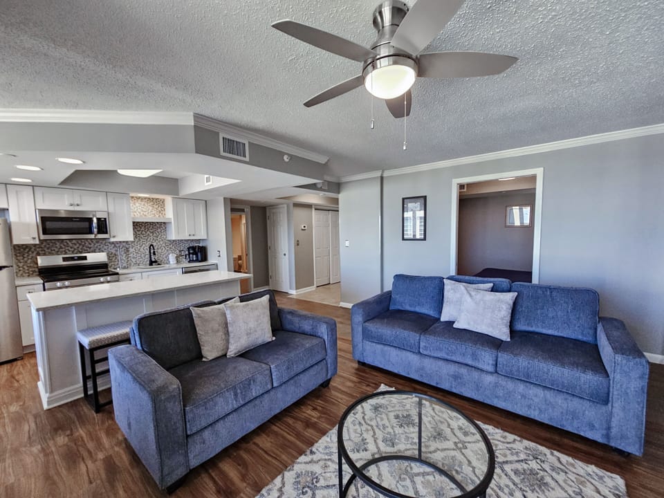 Condo, 4 Bedrooms | Living area | Smart TV