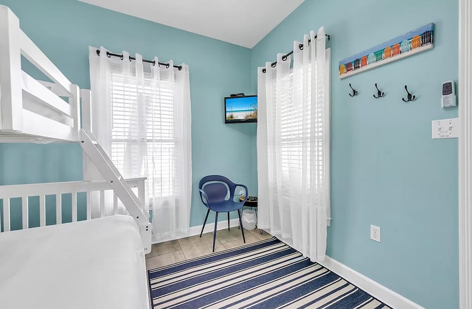 Bunk room