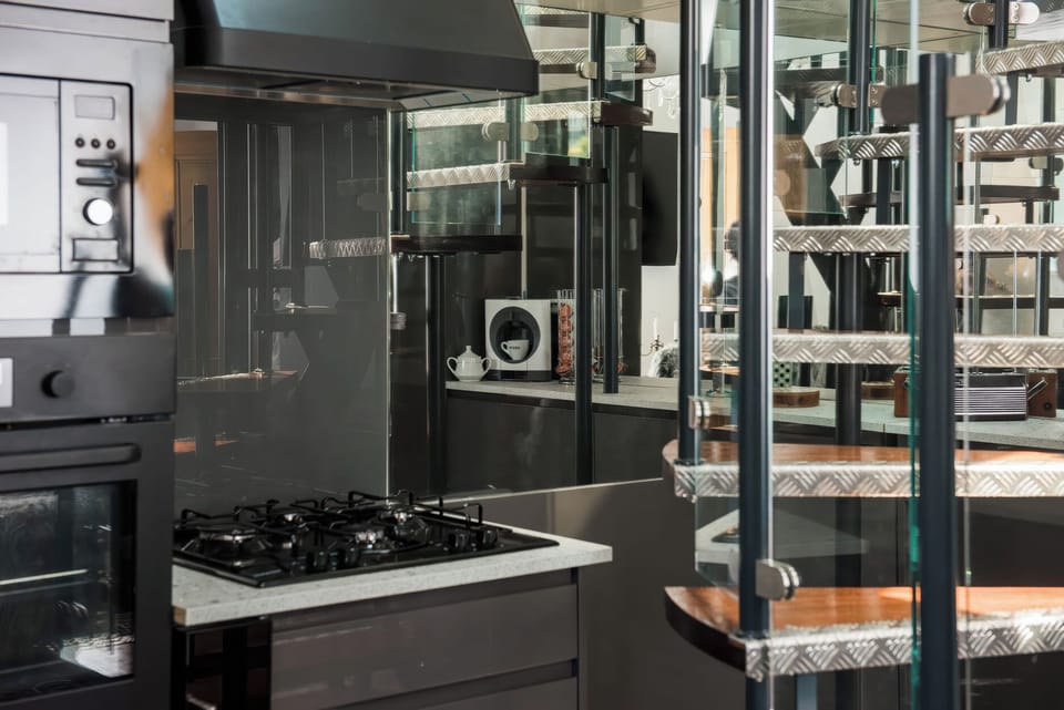 Fridge, microwave, dishwasher, toaster
