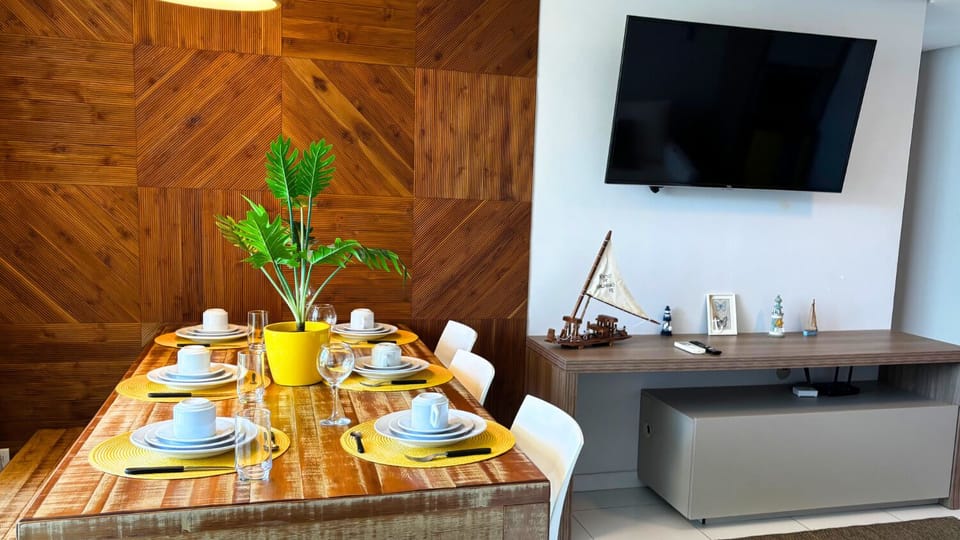 Apartment | Dining