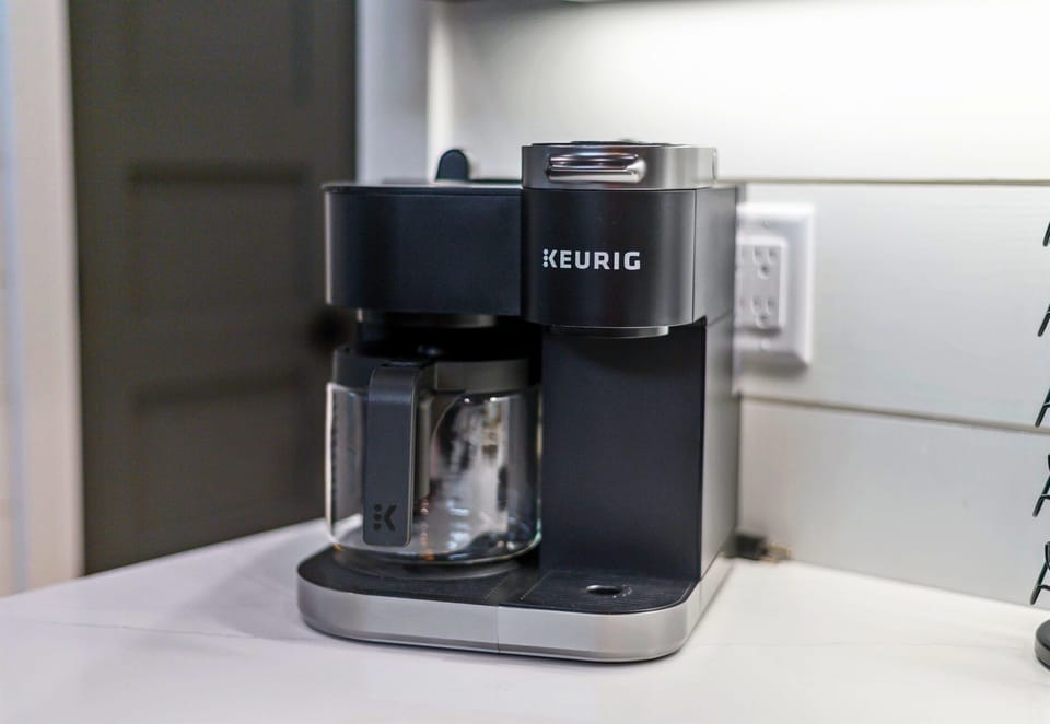 Mornings are easy with this convenient Keurig coffee setup—just bring your favorite pods and you’re ready to go!