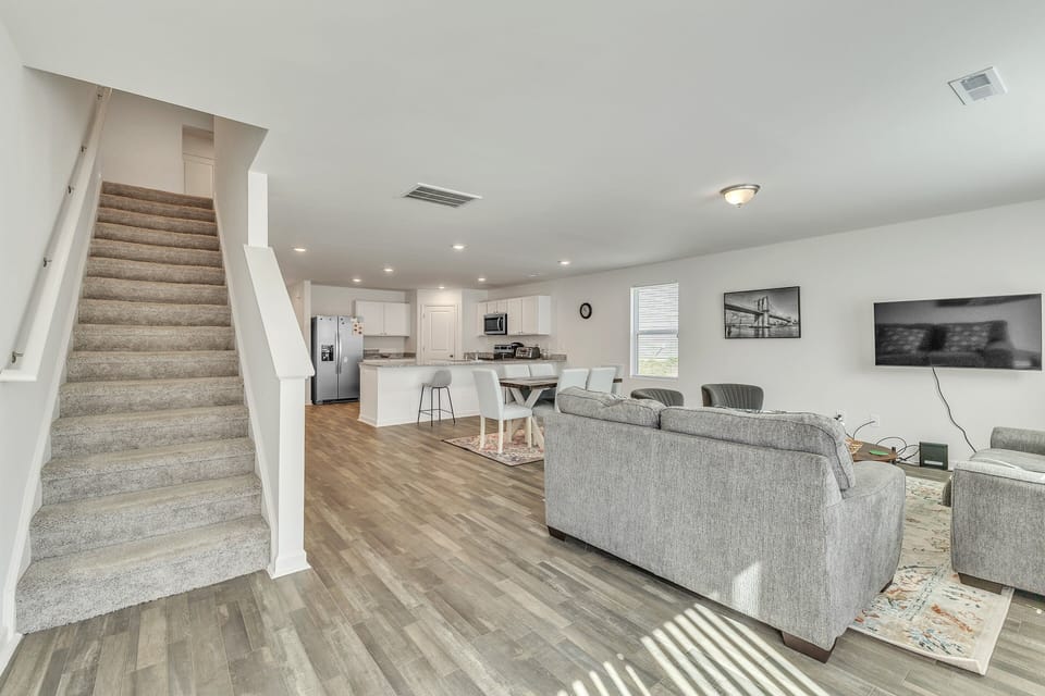 Architecture, Building, Furniture, Indoors, Living Room