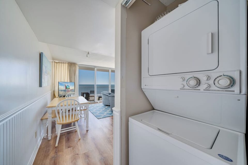 Stacked Washer & Dryer for your Convenience!