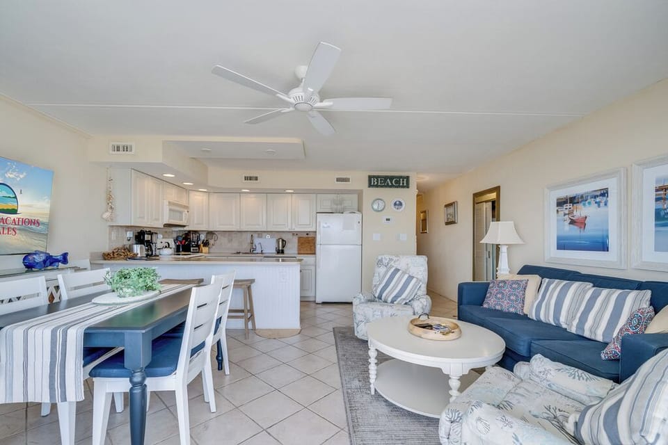 Plenty of space for the entire Family to Reconnect!