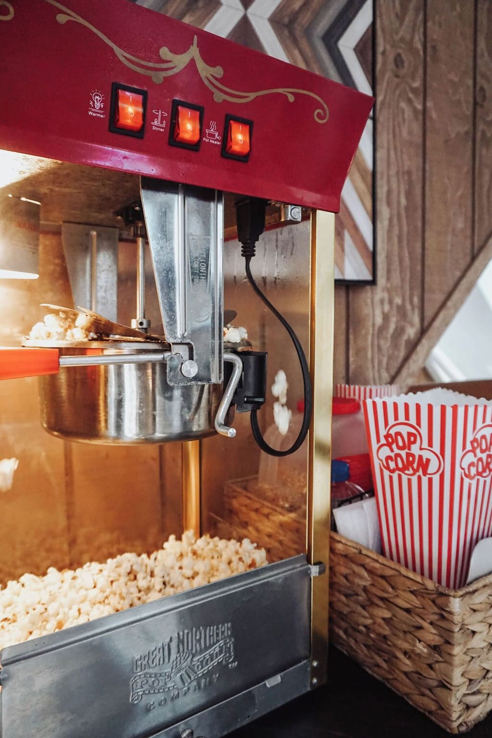 Popcorn machine in loft area 