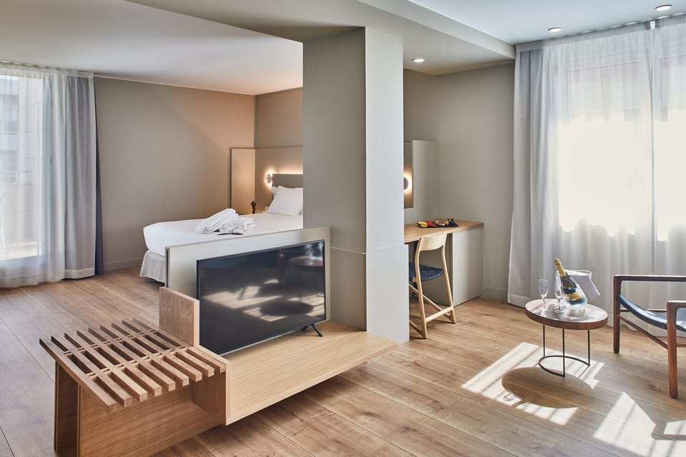 Minibar, in-room safe, desk, blackout drapes
