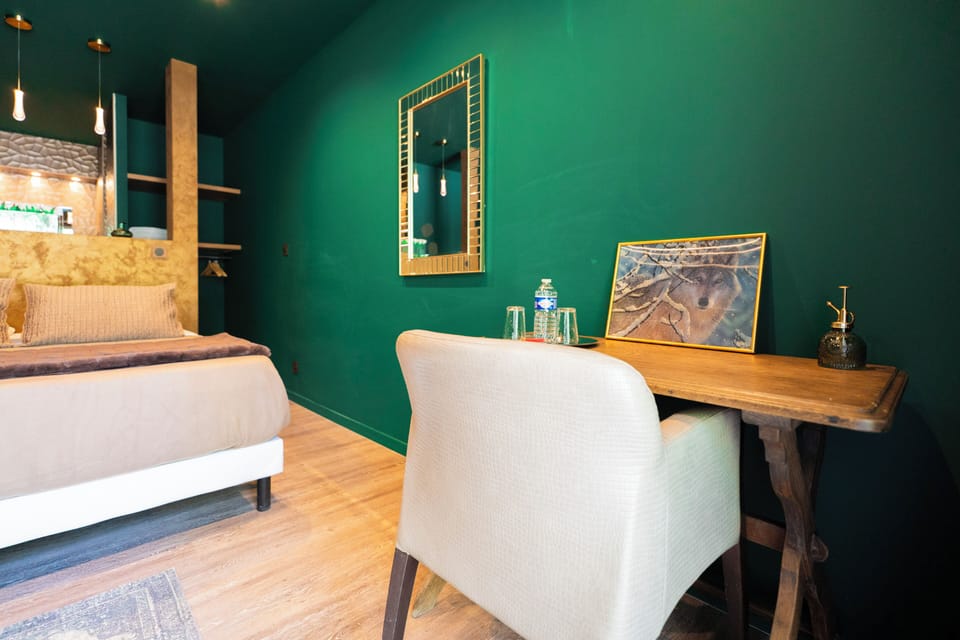 Deluxe Double Room | Free WiFi