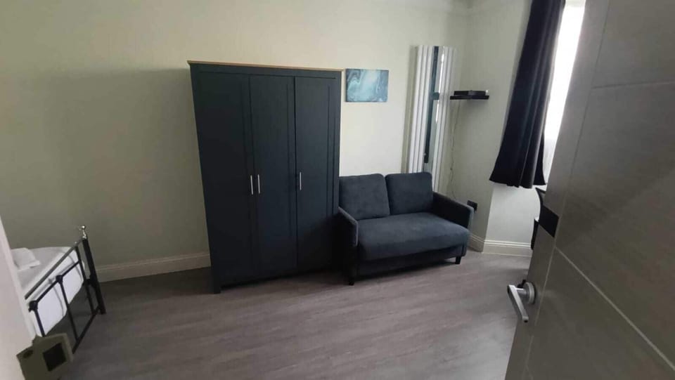 Double Room, Shared Bathroom | Egyptian cotton sheets, premium bedding, memory foam beds