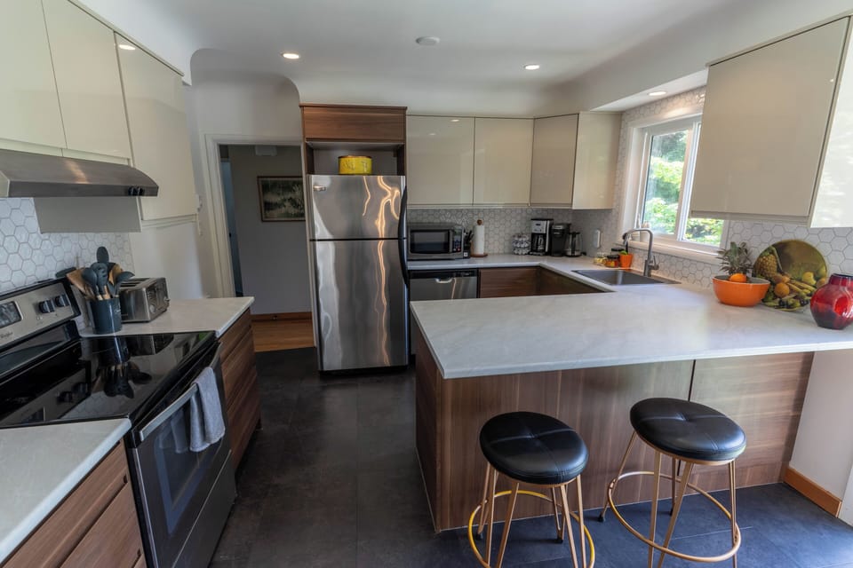 Renovated kitchen, modern, fully stocked, tons of storage!