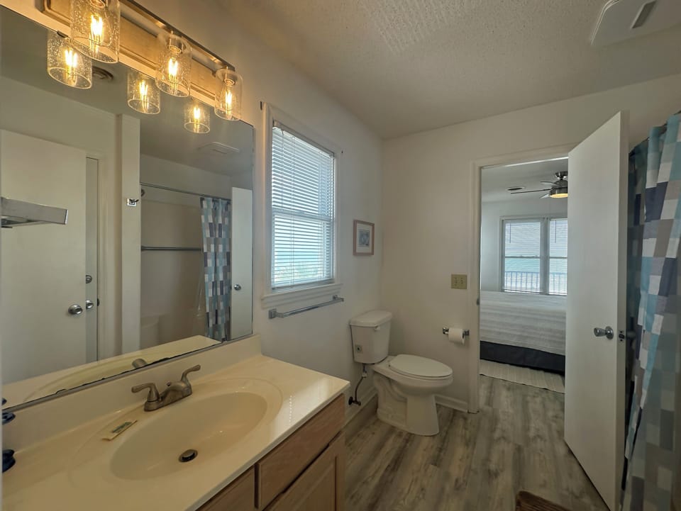 Jack & Jill Bathroom (shared between bedroom 1 & 3) with...