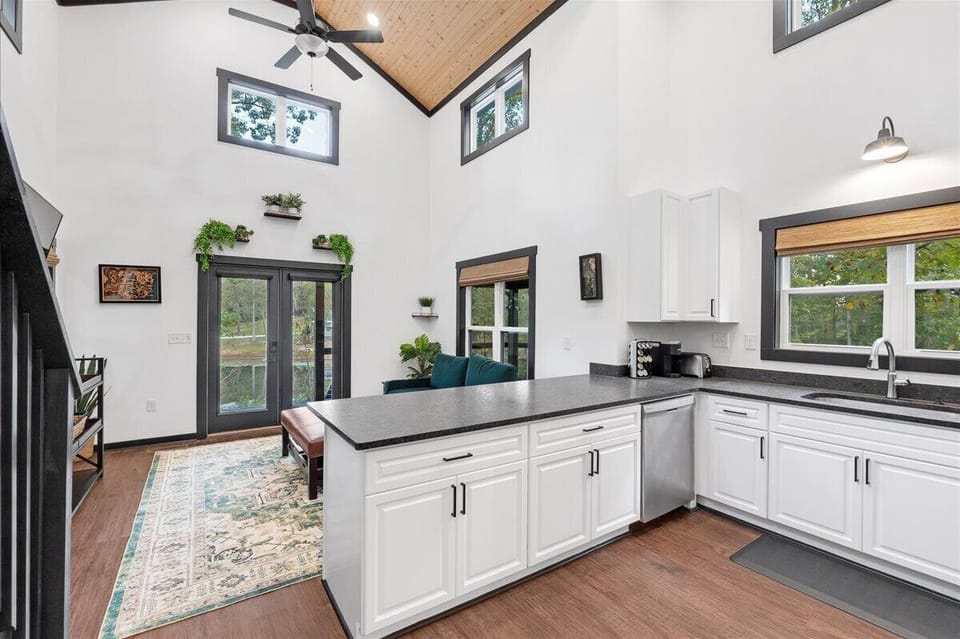 34 Silent Princess Kitchen and Living Room