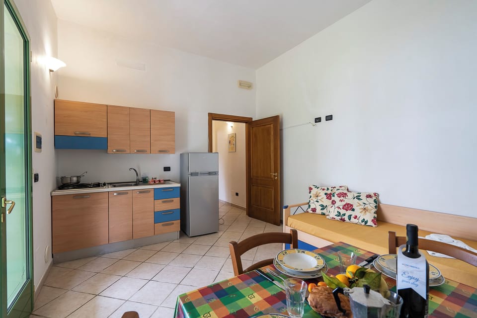 Kitchen and dining area