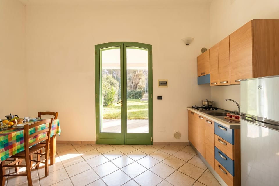 Kitchen and dining area