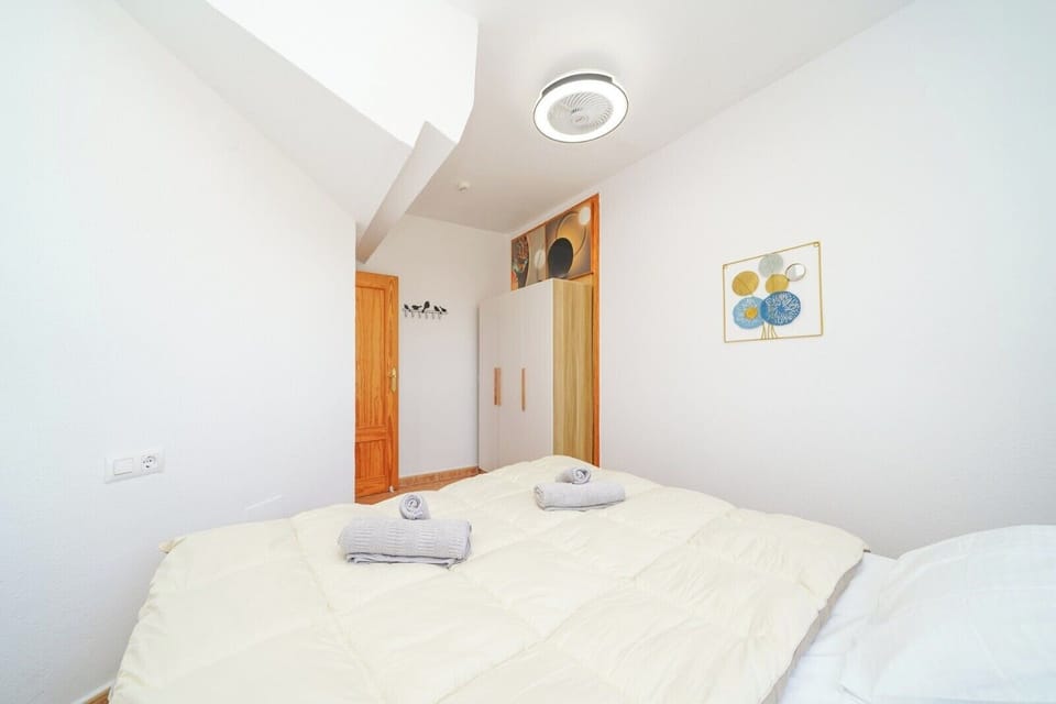 King size bed