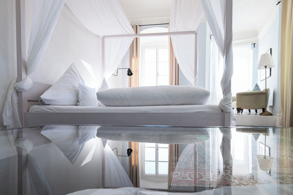 Exclusive Suite, River View | Hypo-allergenic bedding, free WiFi, bed sheets