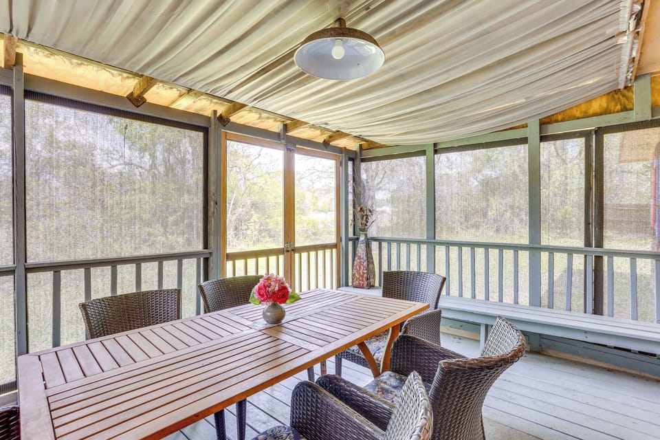Screened Porch