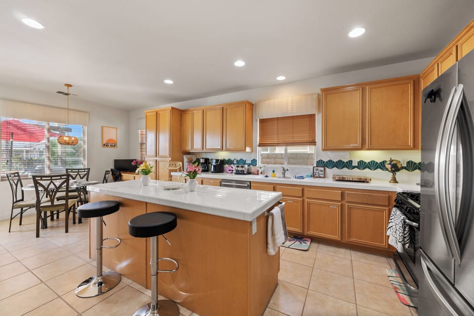 Large chefs kitchen with everything you need