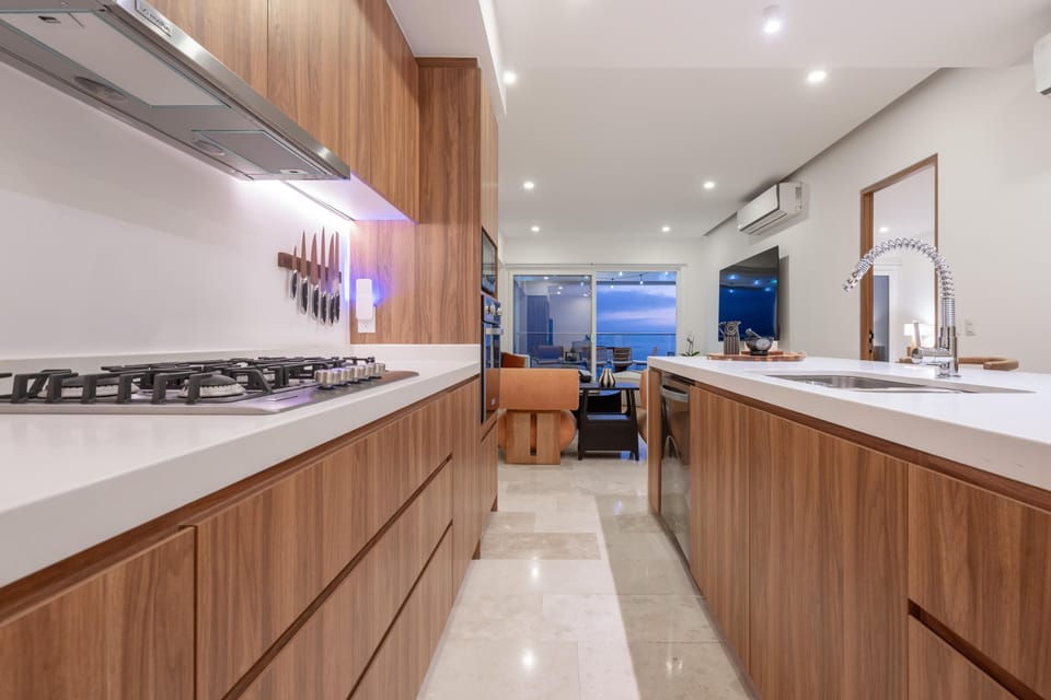 Condo - Image 22