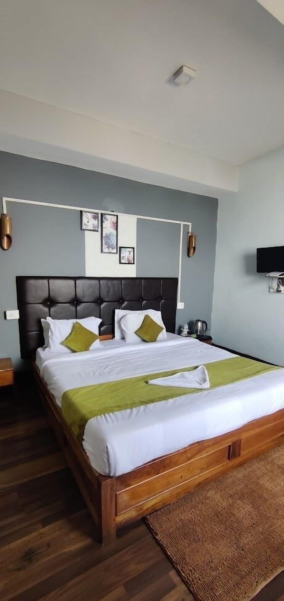 Standard Double Room, Mountain View