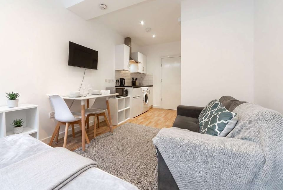 Kitchenette and Dining Area