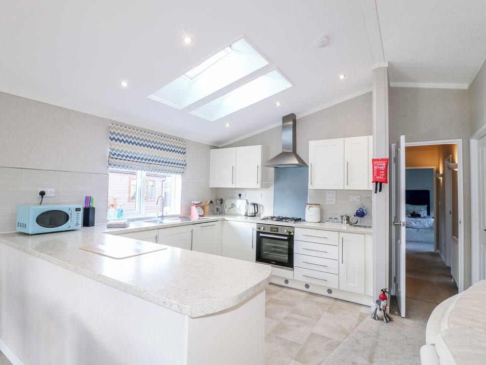 Fridge, microwave, dishwasher, toaster