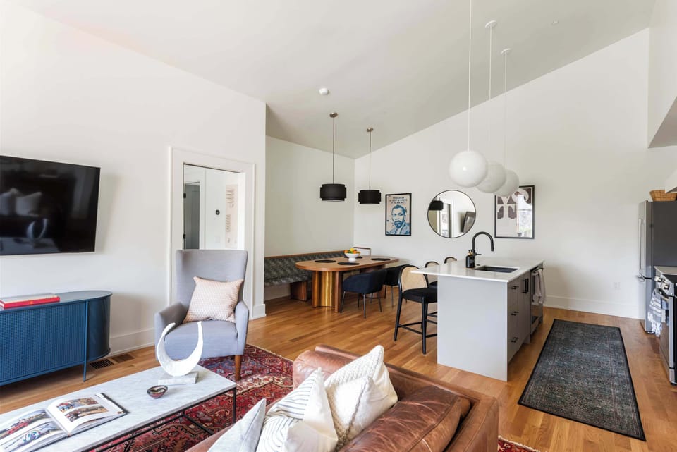 12.5 Living Room & Kitchen