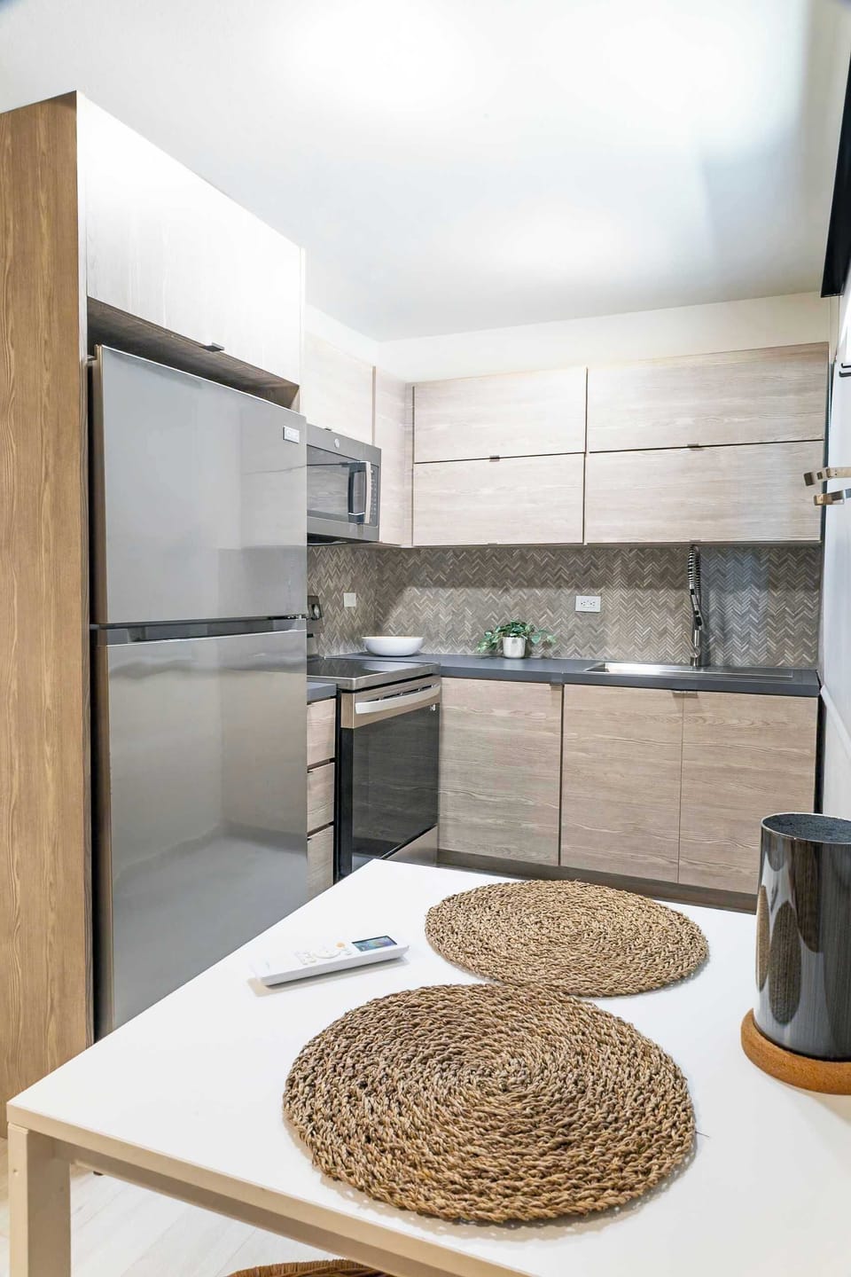 Kitchen with Oven and Small Dining Area