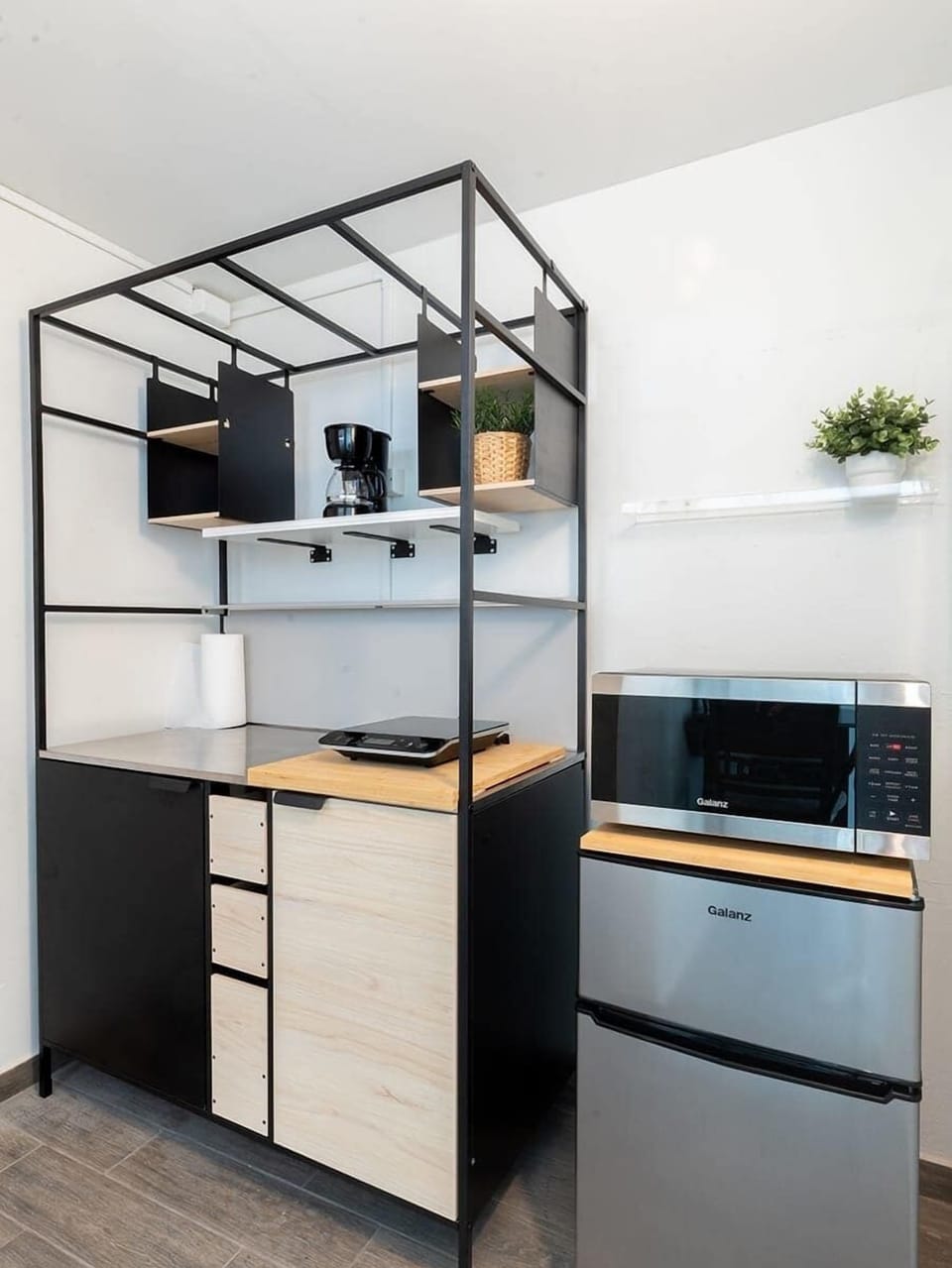 Studio 4 - Kitchenette