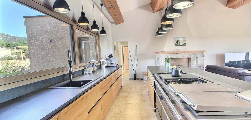 House | 4 bedrooms, Internet