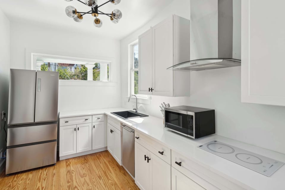 refrigerator with ice maker included
