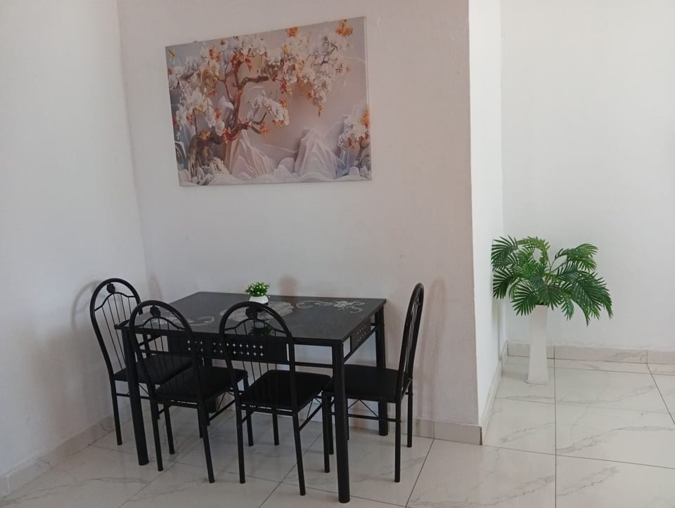 Dinning table 