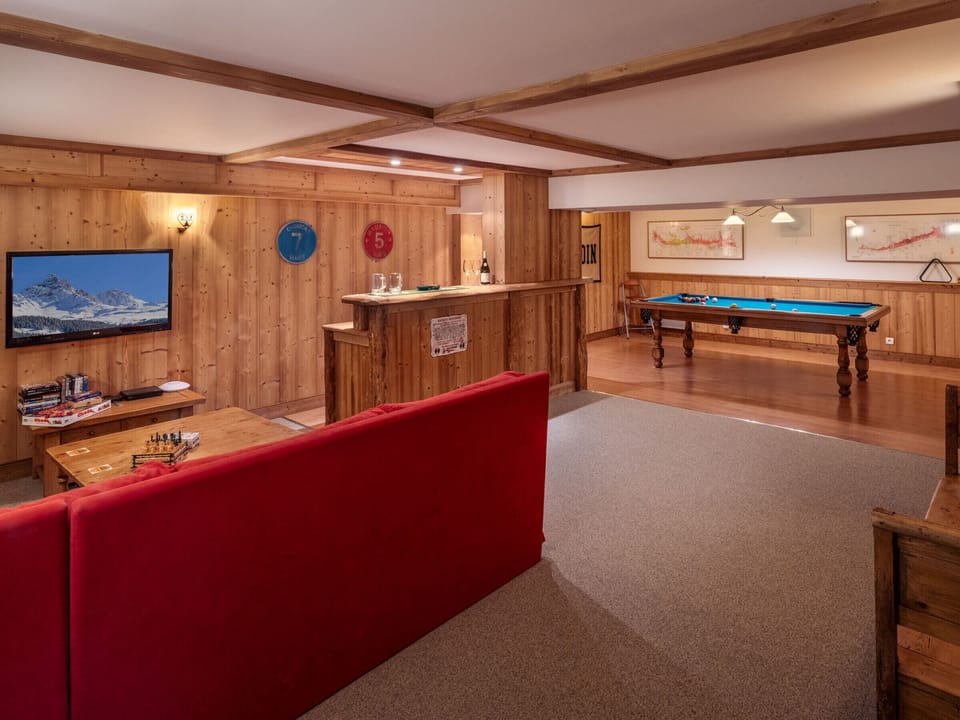 Game room